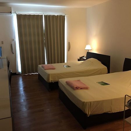 Himawari Hotel Garapan Exterior photo